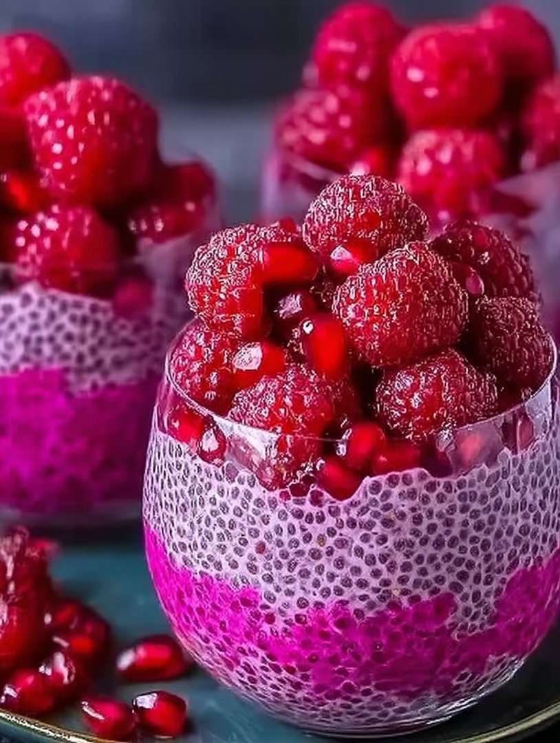 Granatapfel-Himbeer-Chia-Symphonie image 2